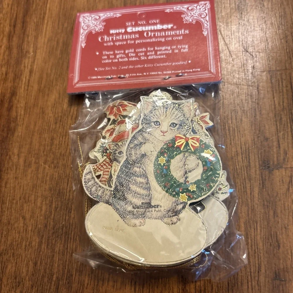 Kitty Cucumber 6 Die Cut Christmas Ornaments Gift TagsMerrimack Vintage 1986 NEW